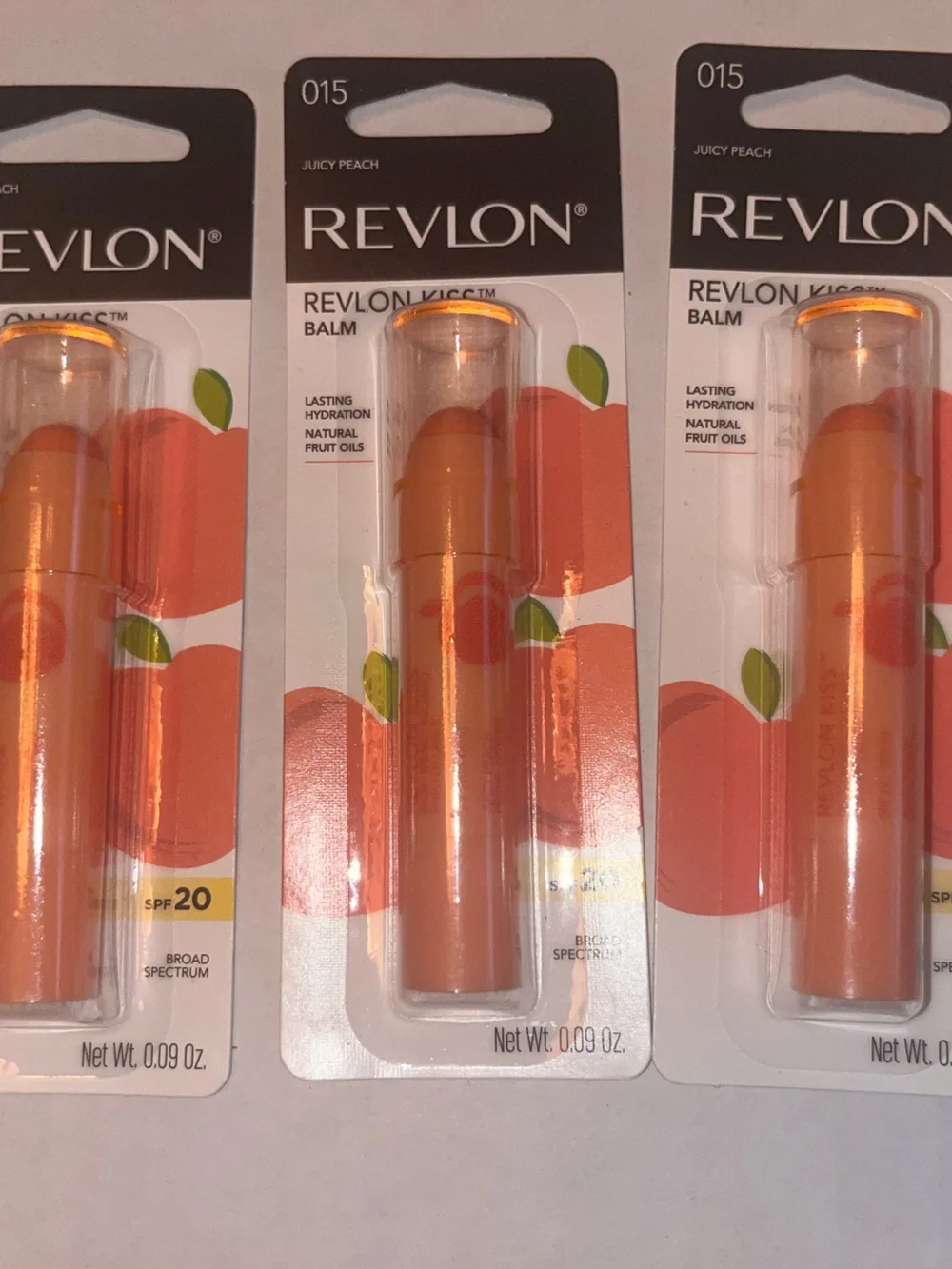 LOT 3  Revlon Kiss Lip Balm SPF 20  Juicy Peach 015 NEW SEALED beeswax